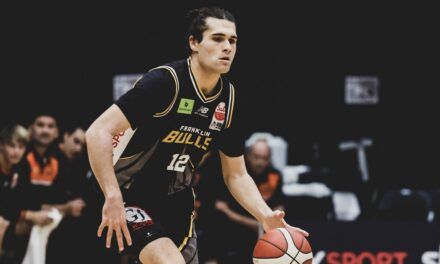 Davidson first player to sign for Bulls