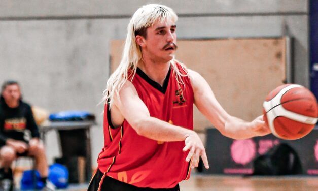 Perry and his mullet returns to Bulls for 2024