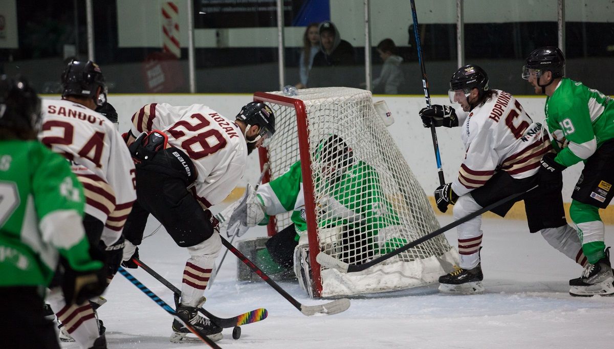 Swarm sweep Red Devils to stay top of NZIHL - Counties Sports Hub